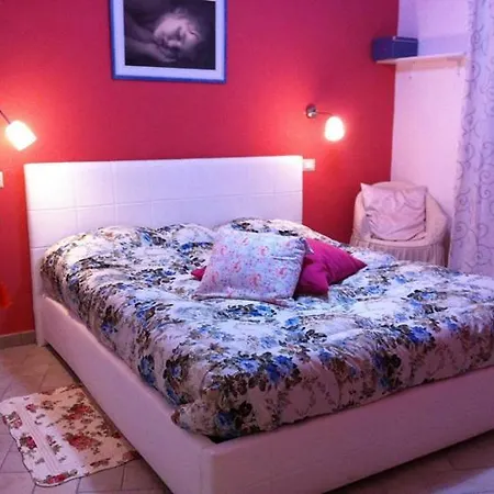 Sweet Night Bed & Breakfast 3*